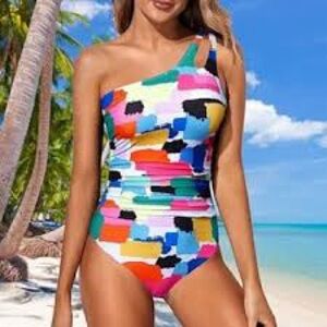 NWT-Holipick One-Shoulder Tummy Control Swimsuit sz M